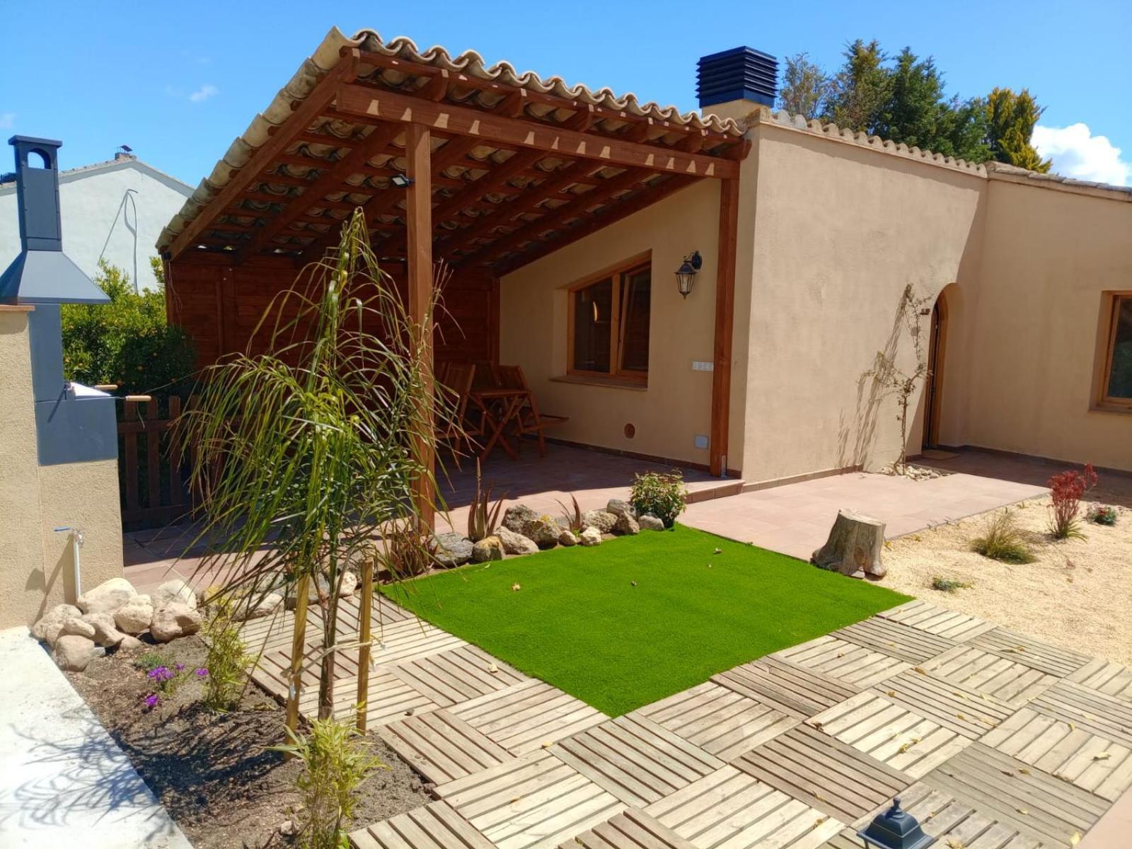 With Private Pool And Garden *