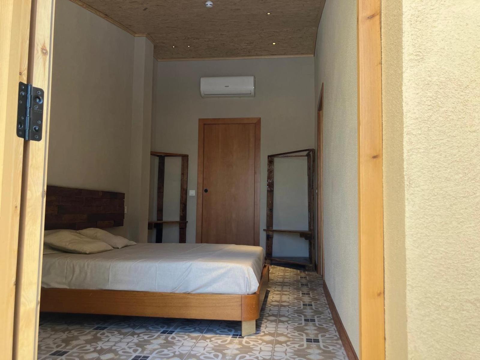 Apartment With Private Pool And Garden *