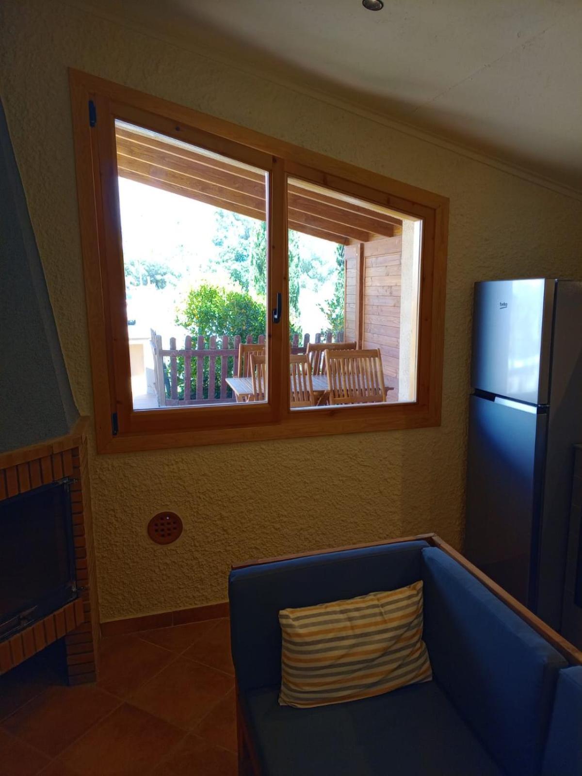 With Private Pool And Garden Apartment *