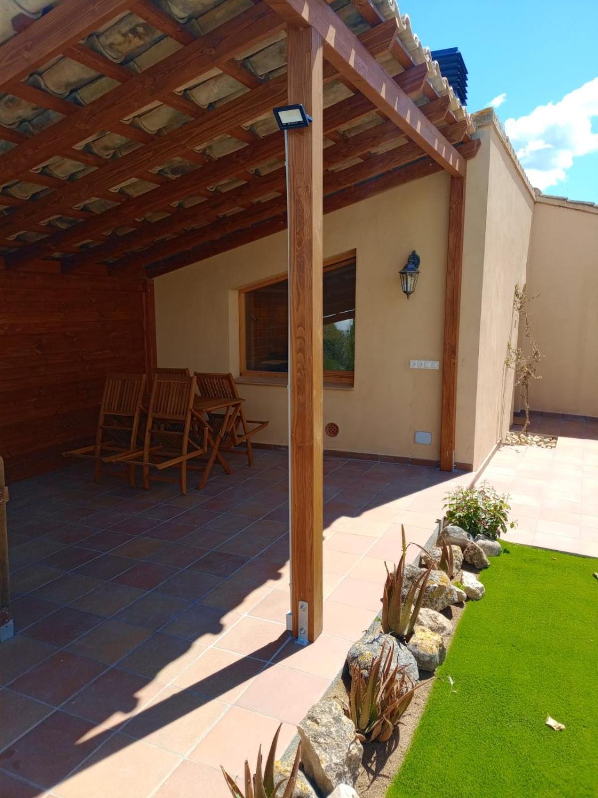 With Private Pool And Garden Apartment